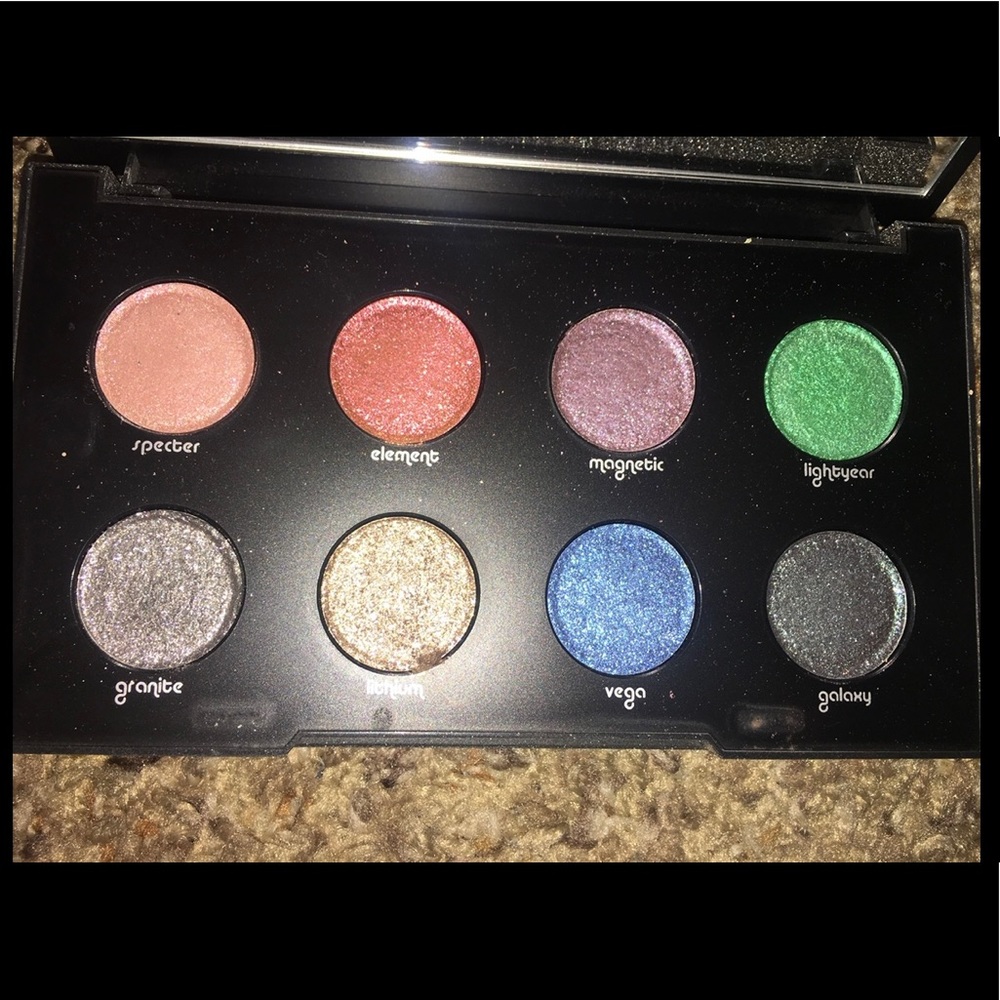 Urban Decay Moondust pallet